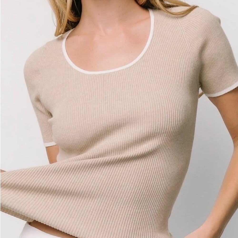 Beige Ribbed Knit Top - Picture 2 of 4
